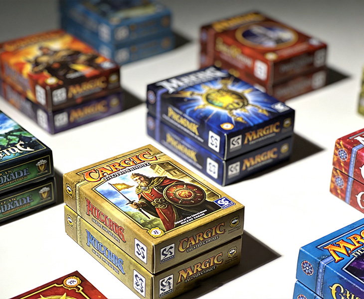 Custom Packaging & Gift Game Sets For your Card Games
