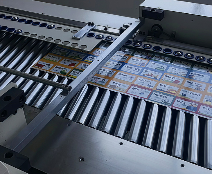 Customize Poker Cards - Professional Fully Automatic Manufacturer